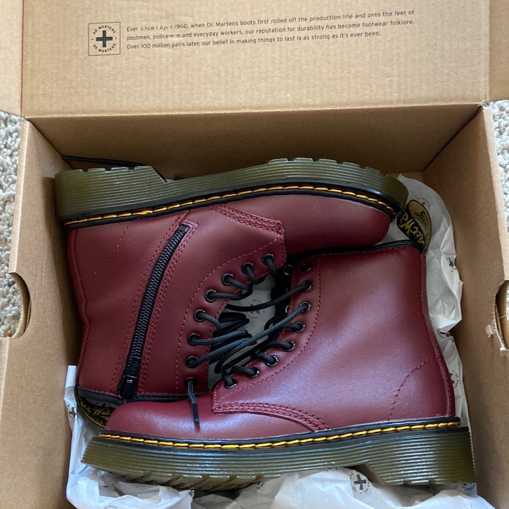 Kids Dr.Martens brand new in box Cherry